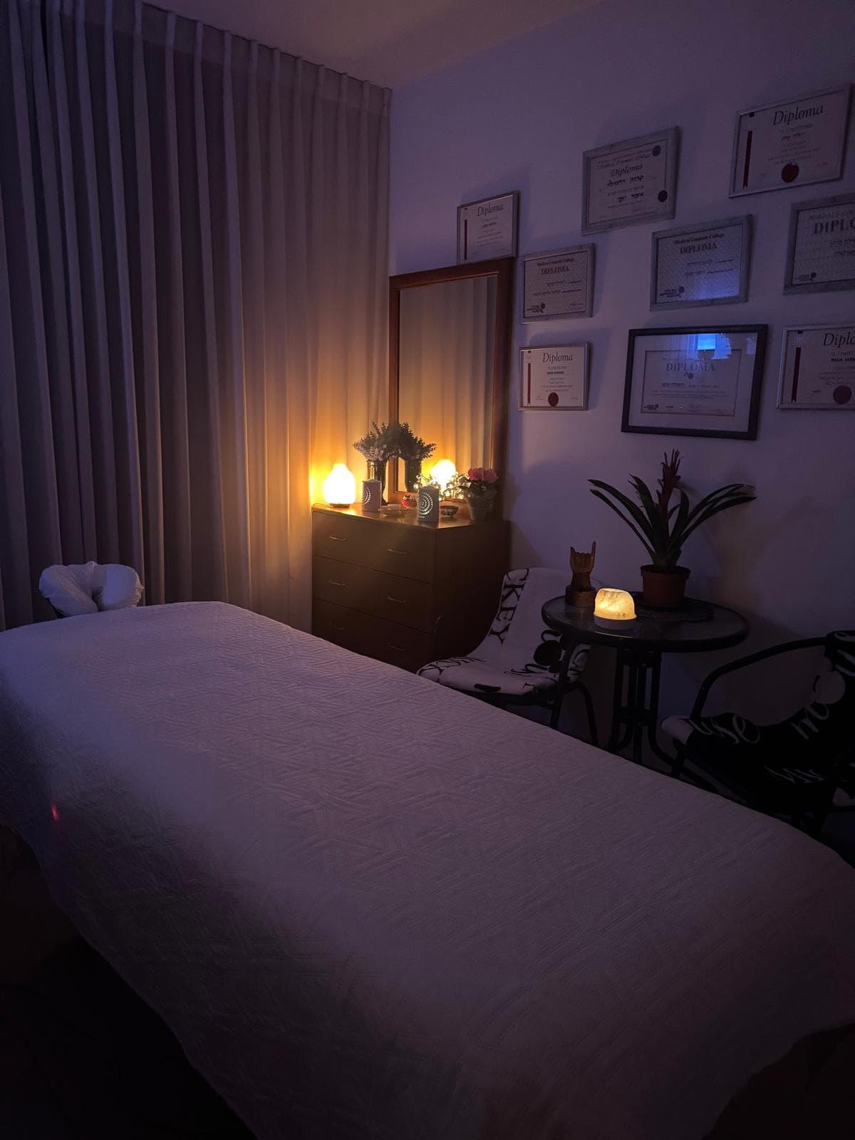 הקליניקה באווירת ערב רגועה