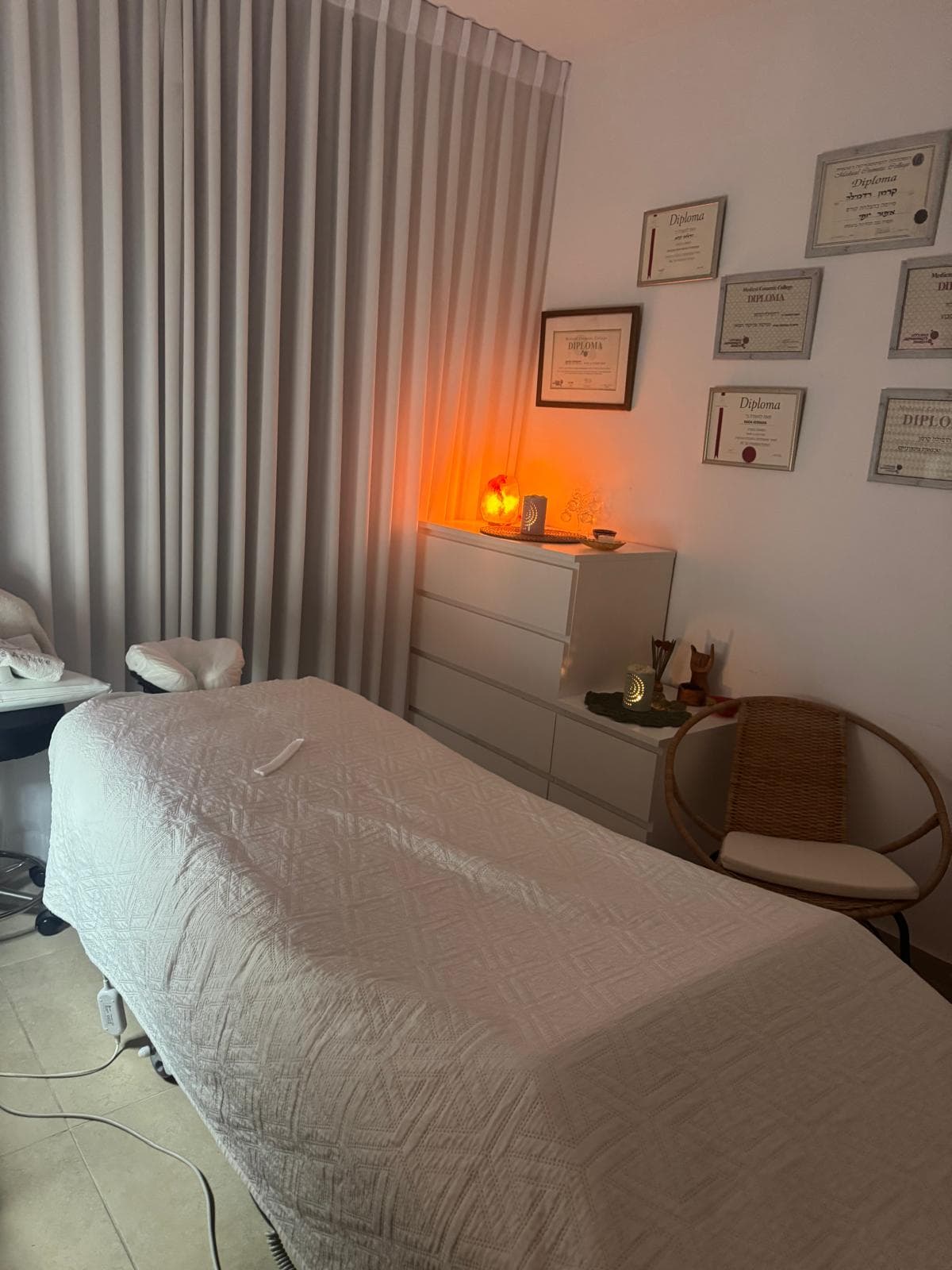 הקליניקה - מבט 1